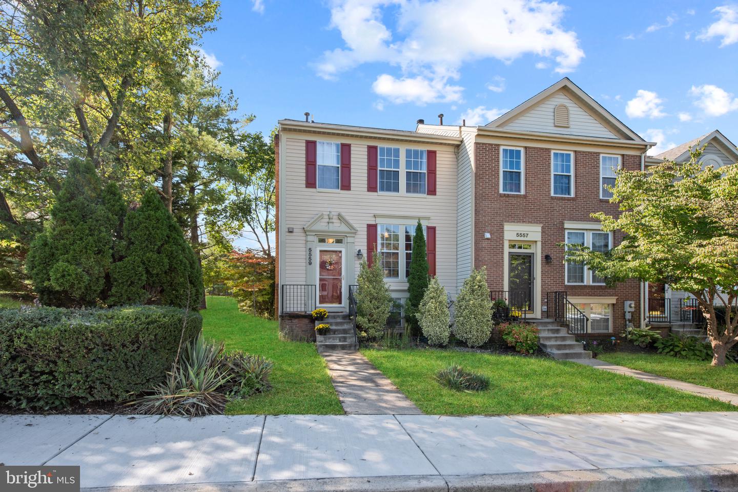 5559 Foxhall Ct