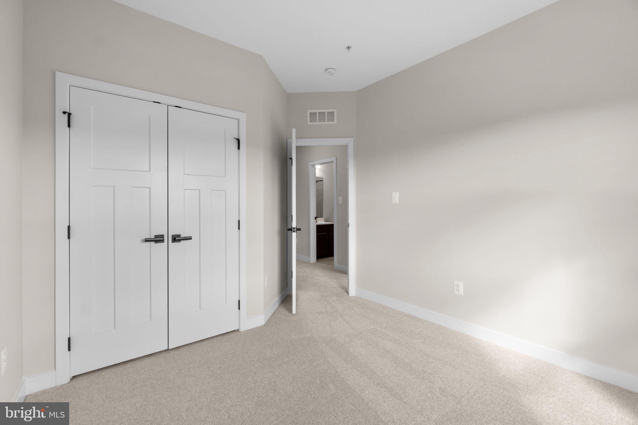 5962 Pecking Stone St