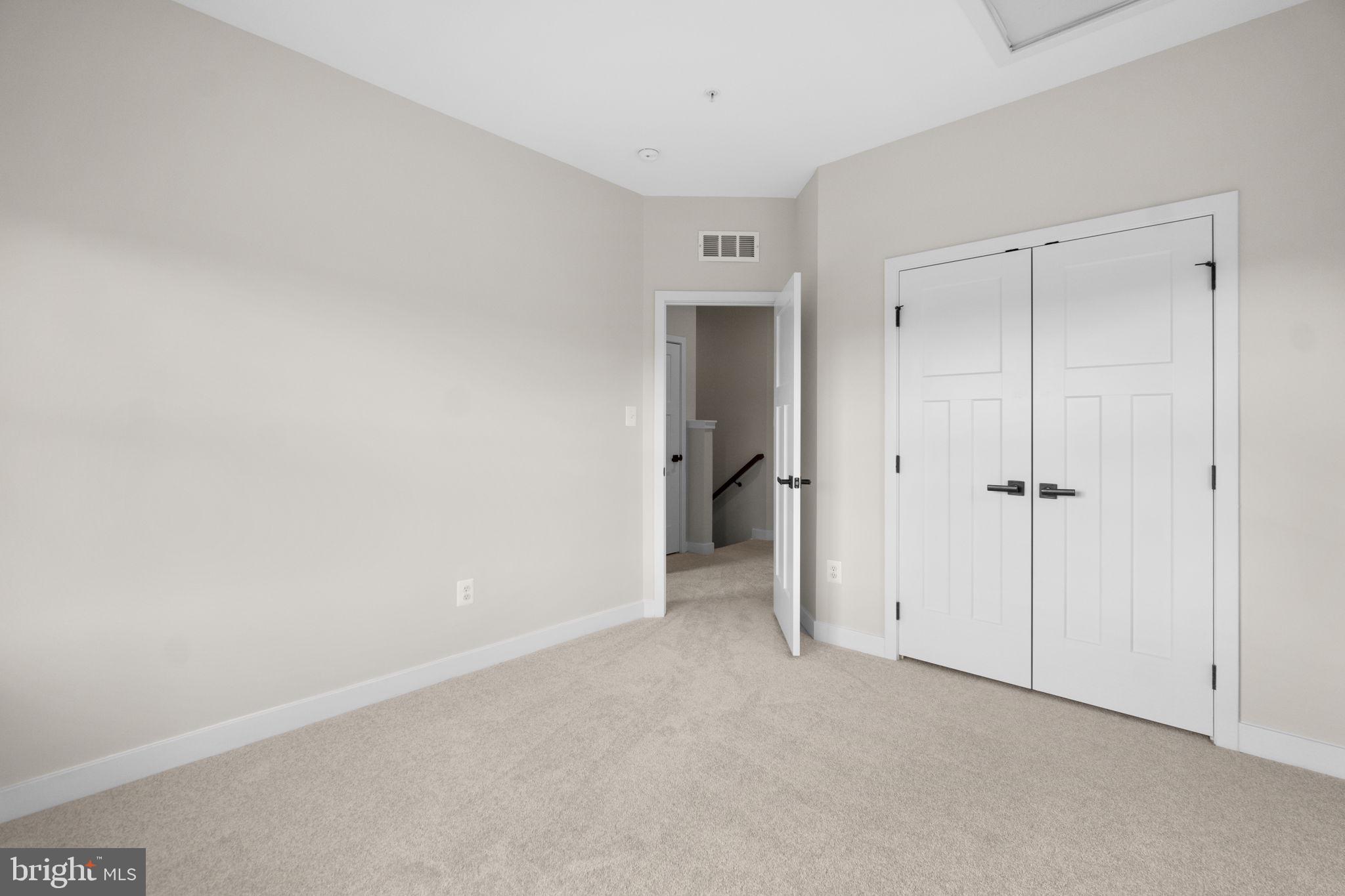 5962 Pecking Stone St