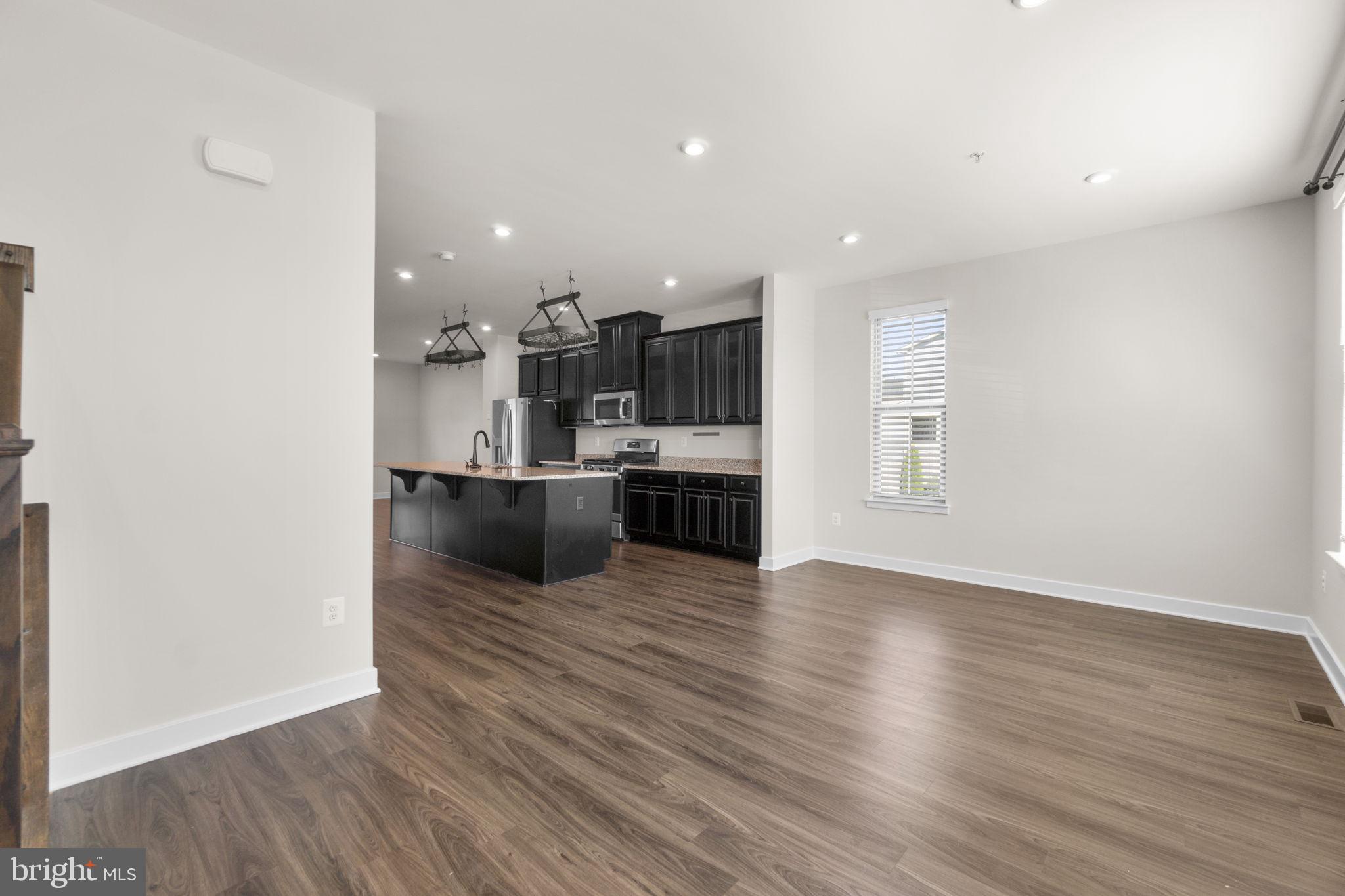 5962 Pecking Stone St