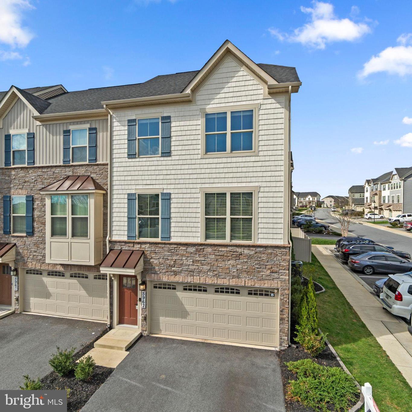 5962 Pecking Stone St