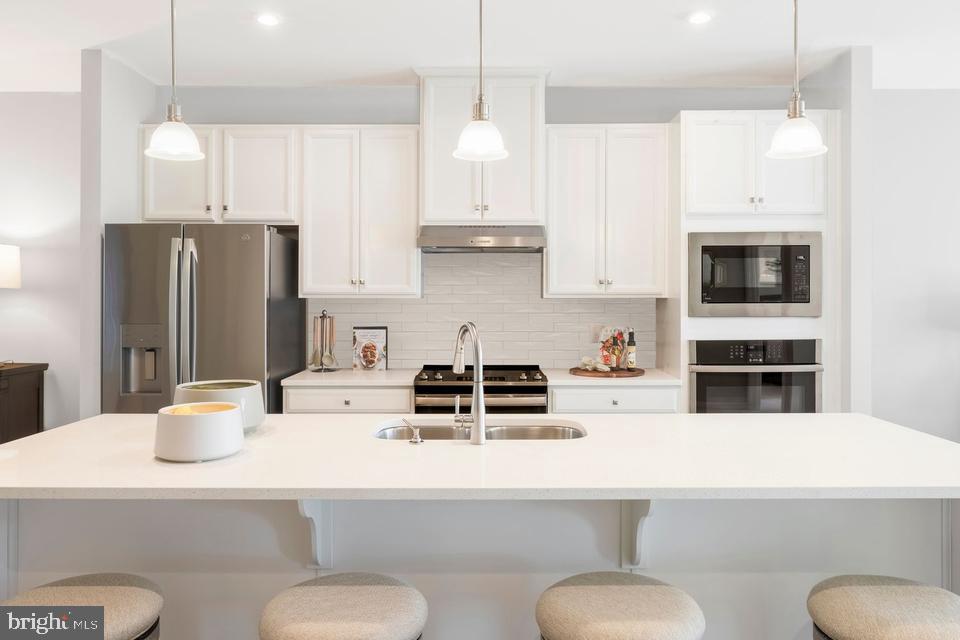 2804 Quicksilver Way