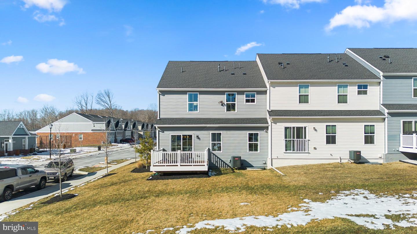 2534 Admiral Ln