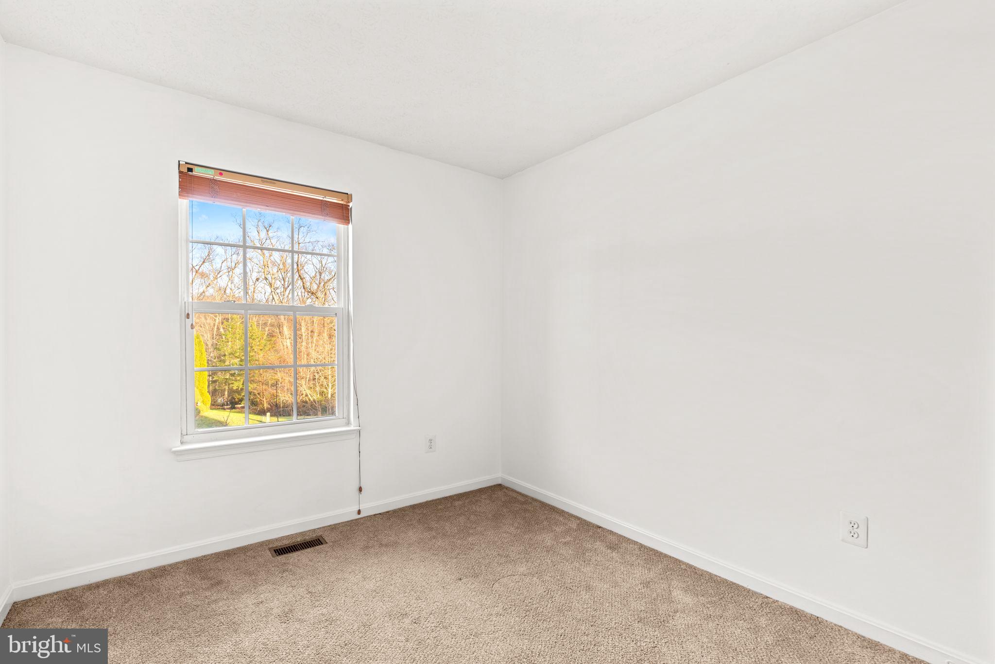 2976 RAKING LEAF DRIVE