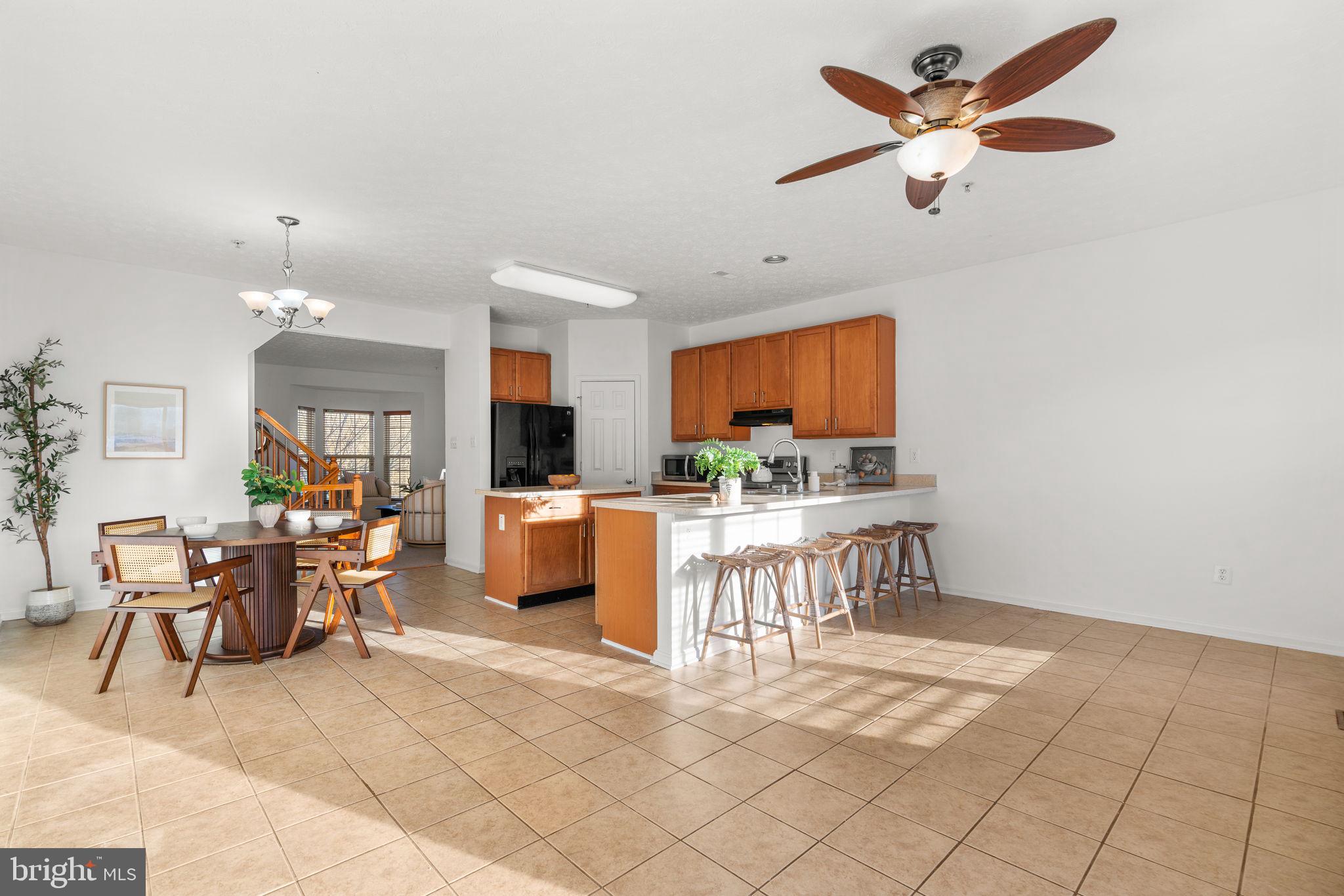 2976 RAKING LEAF DRIVE