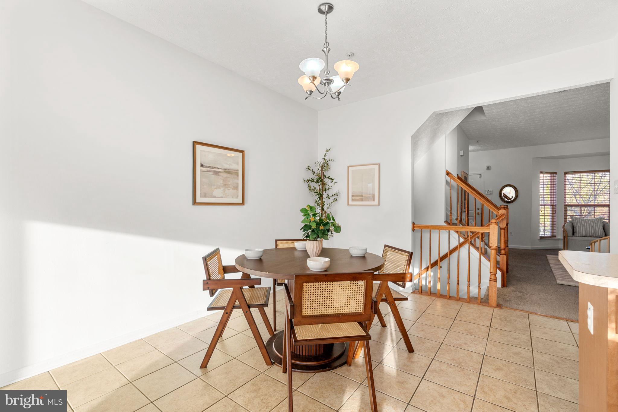 2976 RAKING LEAF DRIVE