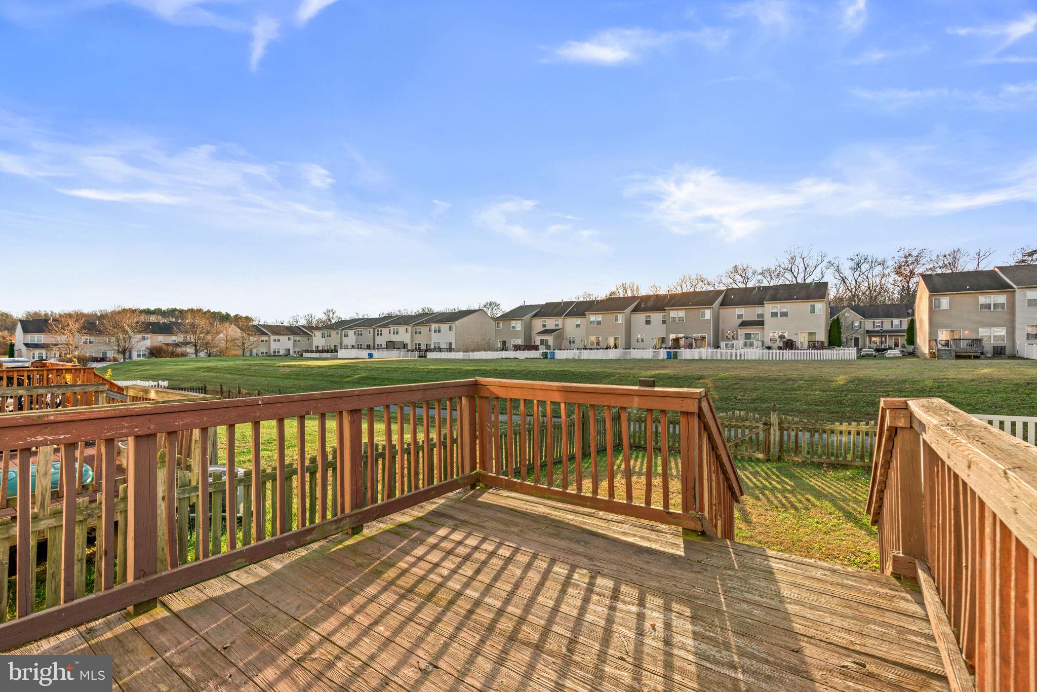 2976 RAKING LEAF DRIVE