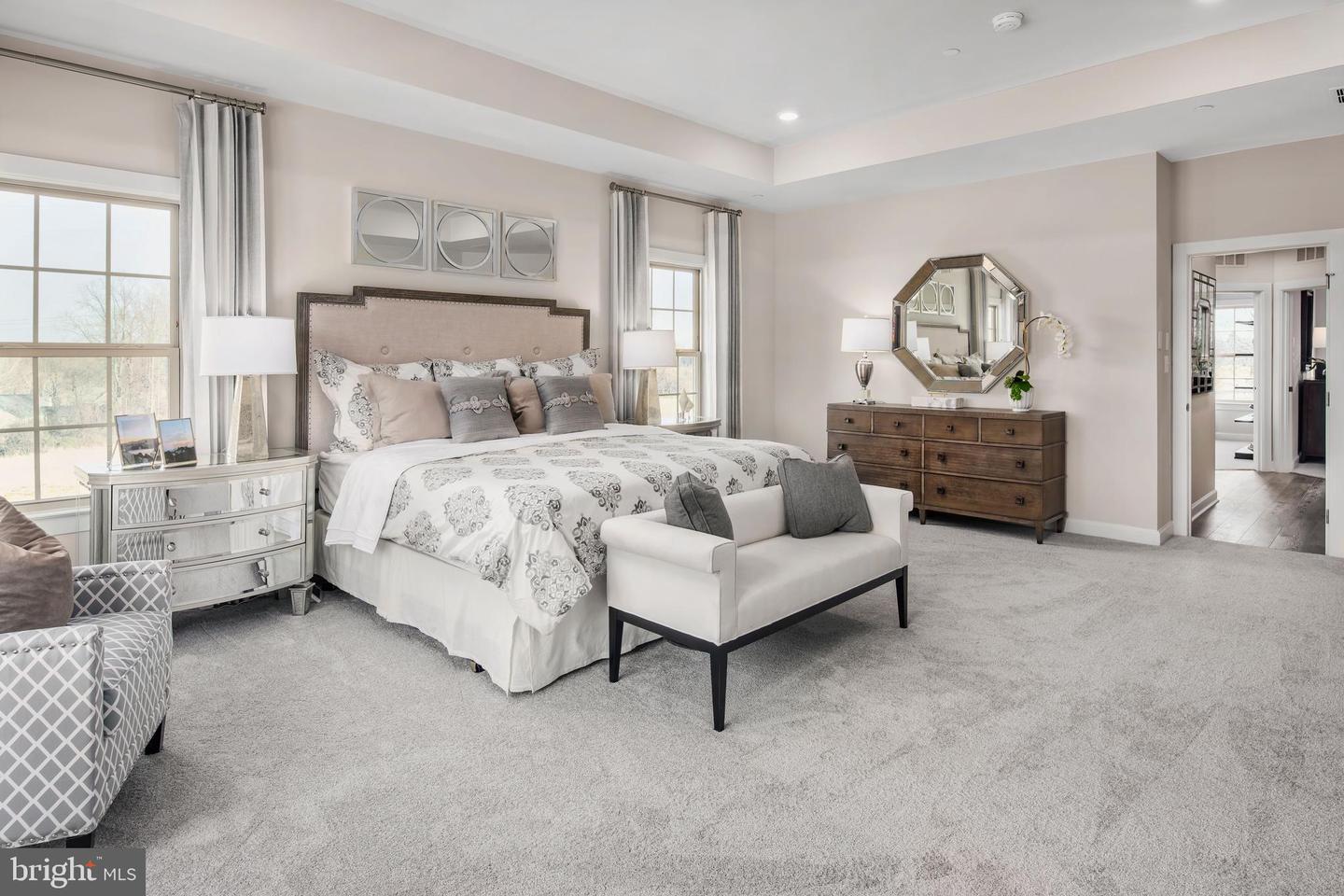 4091 DORSEY'S RIDGE SQUARE