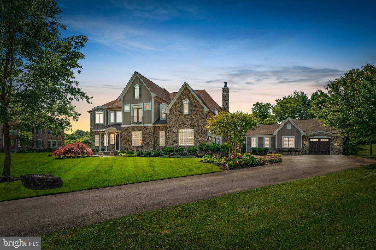 12201 RUNNING FENCE LANE