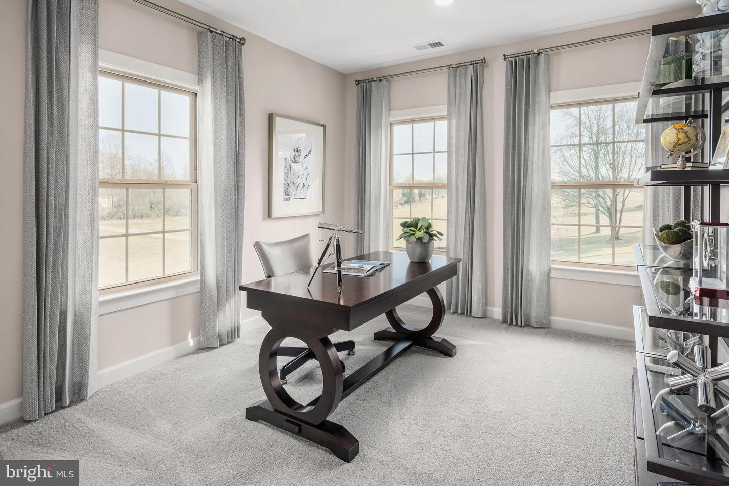 4061 DORSEY'S RIDGE SQUARE