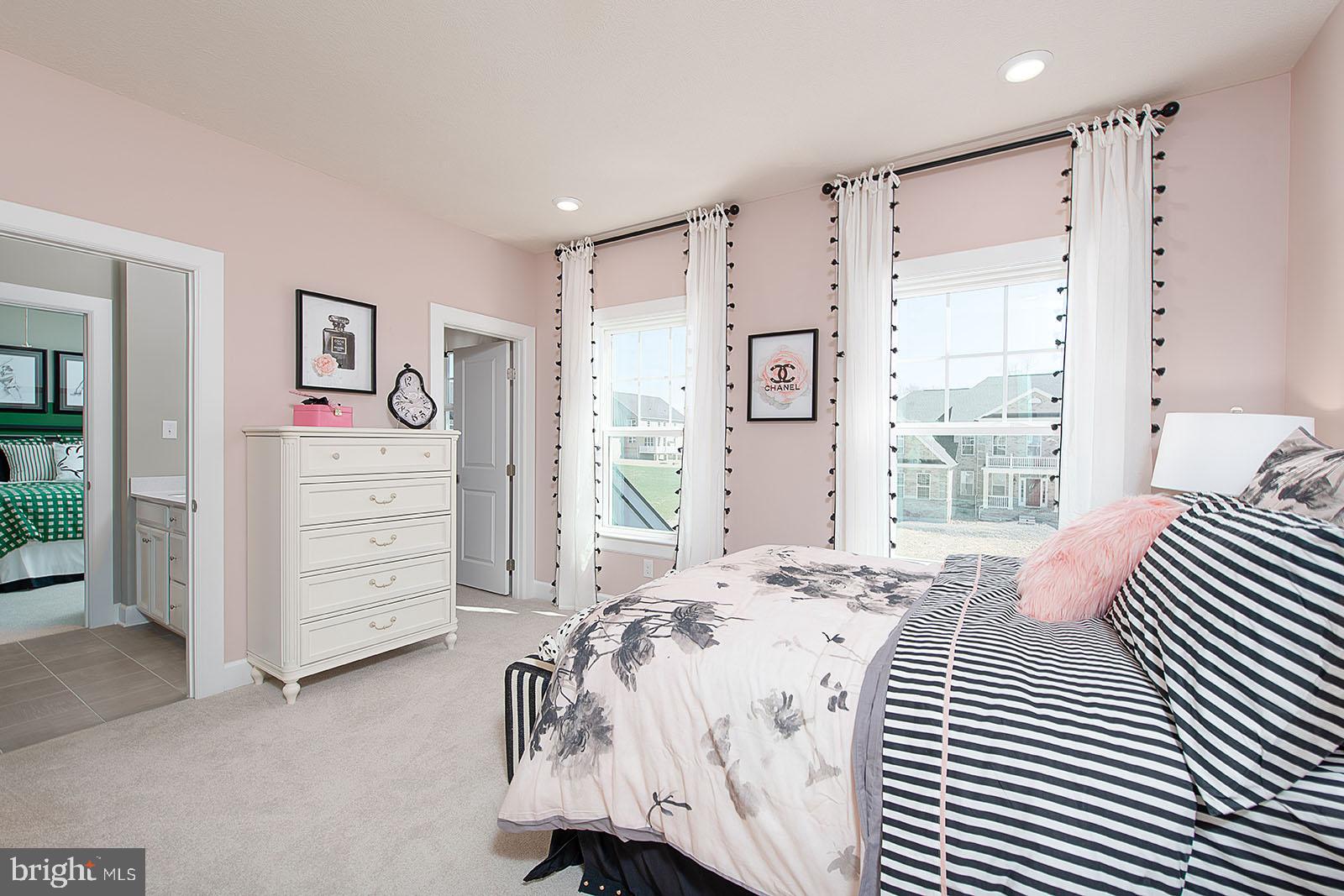 3727 THREE GRACES ROAD