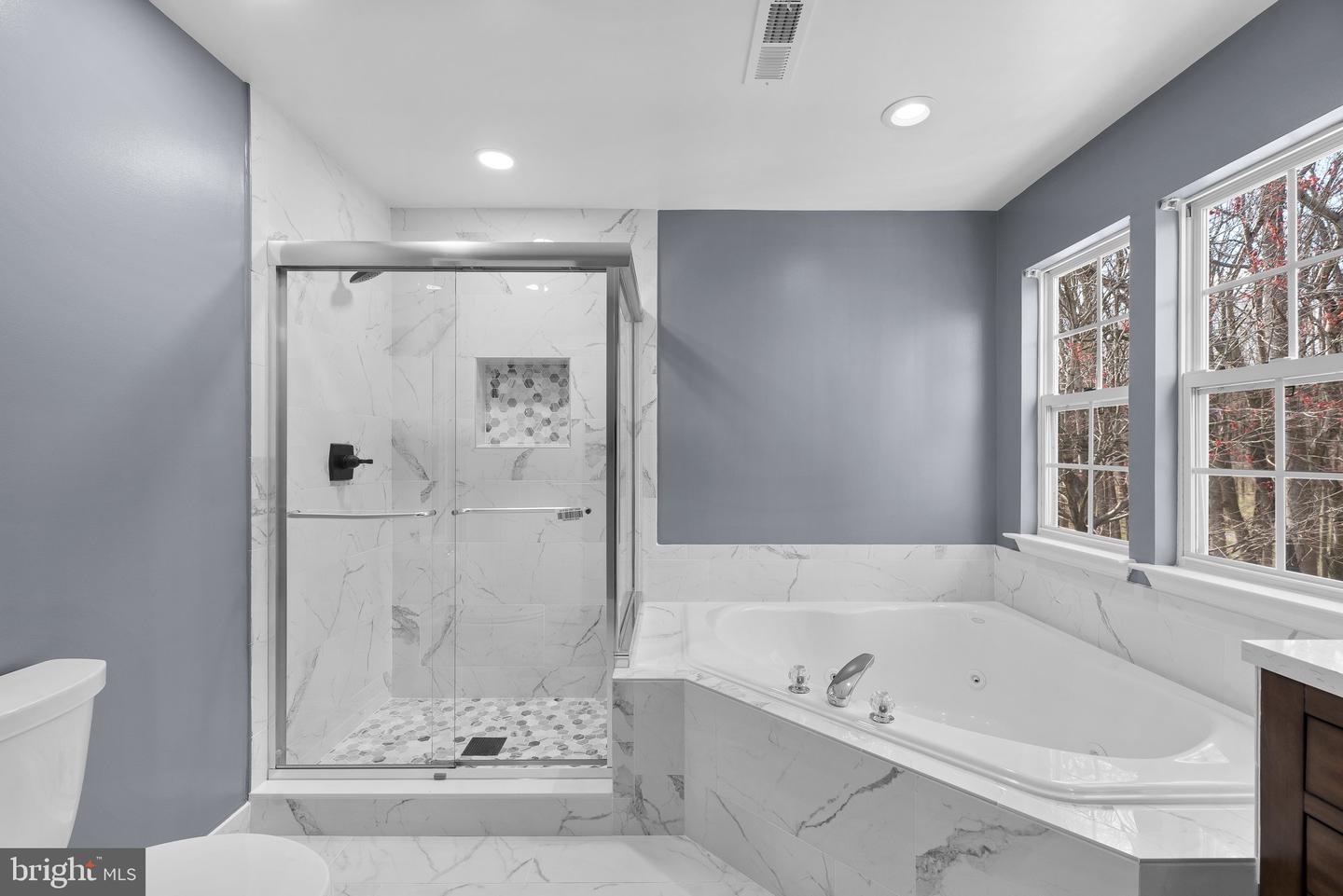 6112 RIPPLING TIDES TERRACE