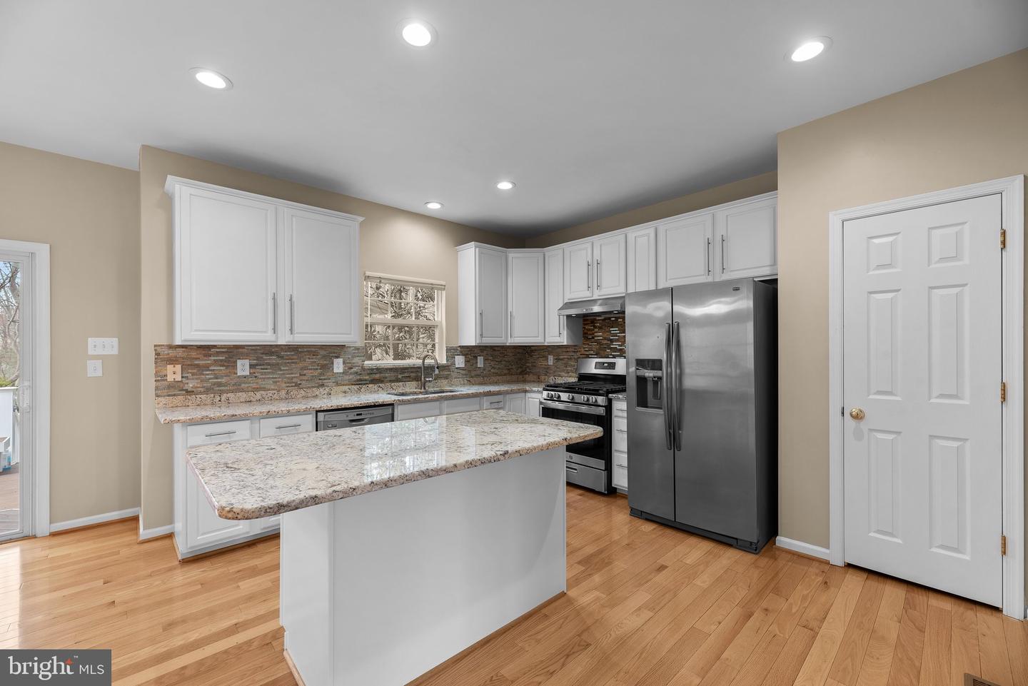 6112 RIPPLING TIDES TERRACE