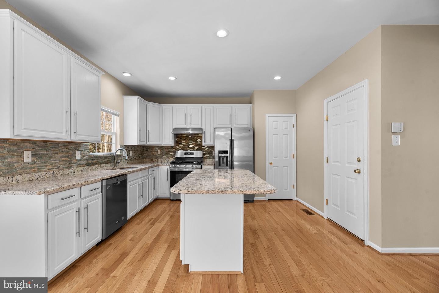 6112 RIPPLING TIDES TERRACE