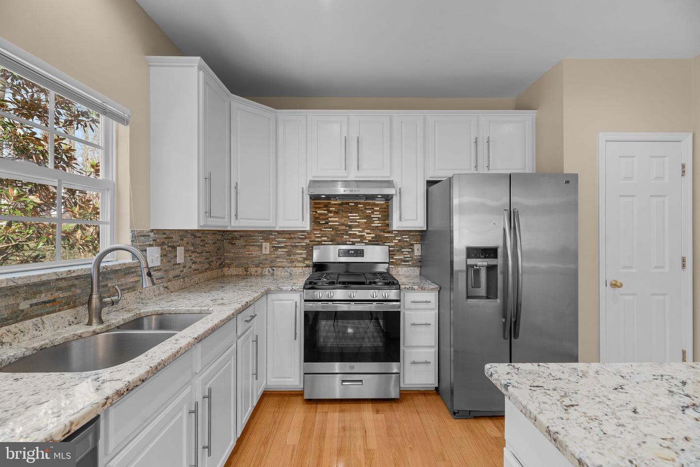 6112 RIPPLING TIDES TERRACE