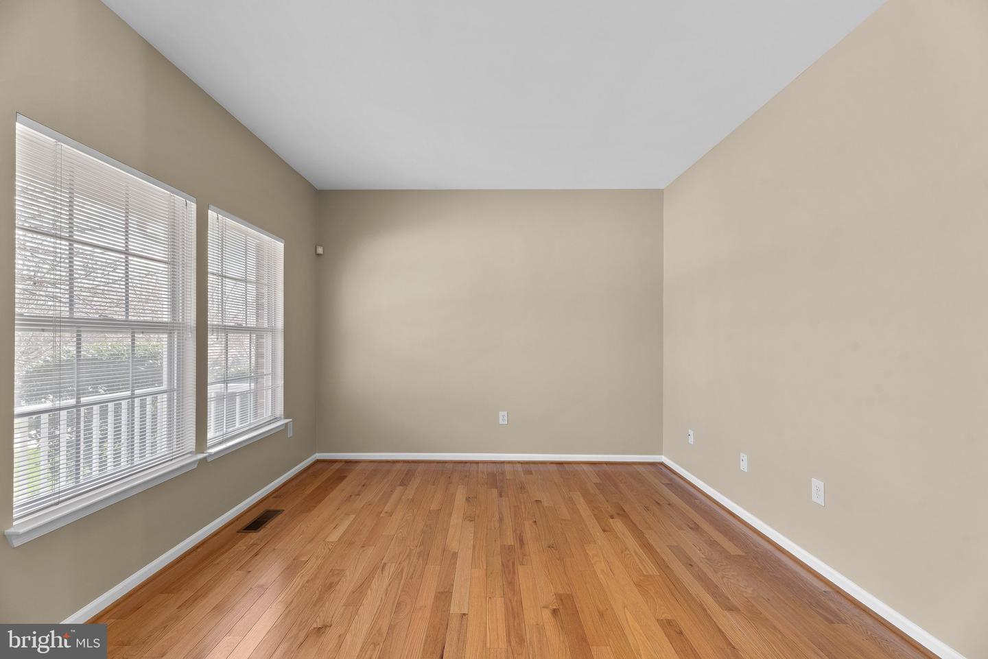 6112 RIPPLING TIDES TERRACE