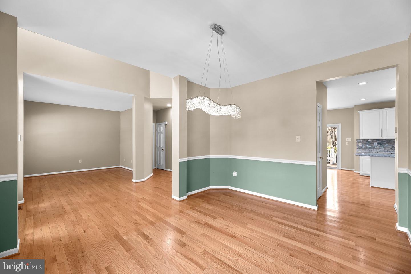 6112 RIPPLING TIDES TERRACE