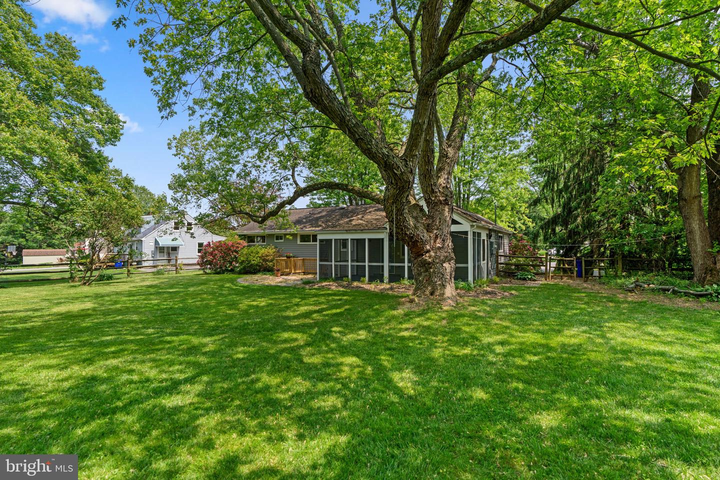 9246 MARYDELL ROAD