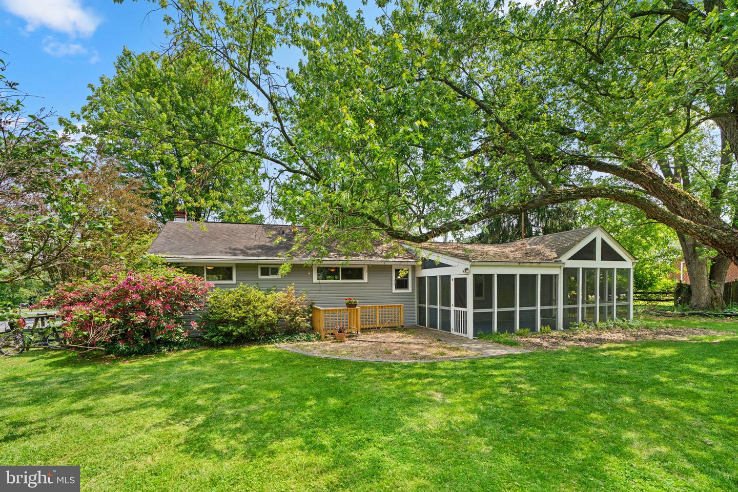9246 MARYDELL ROAD