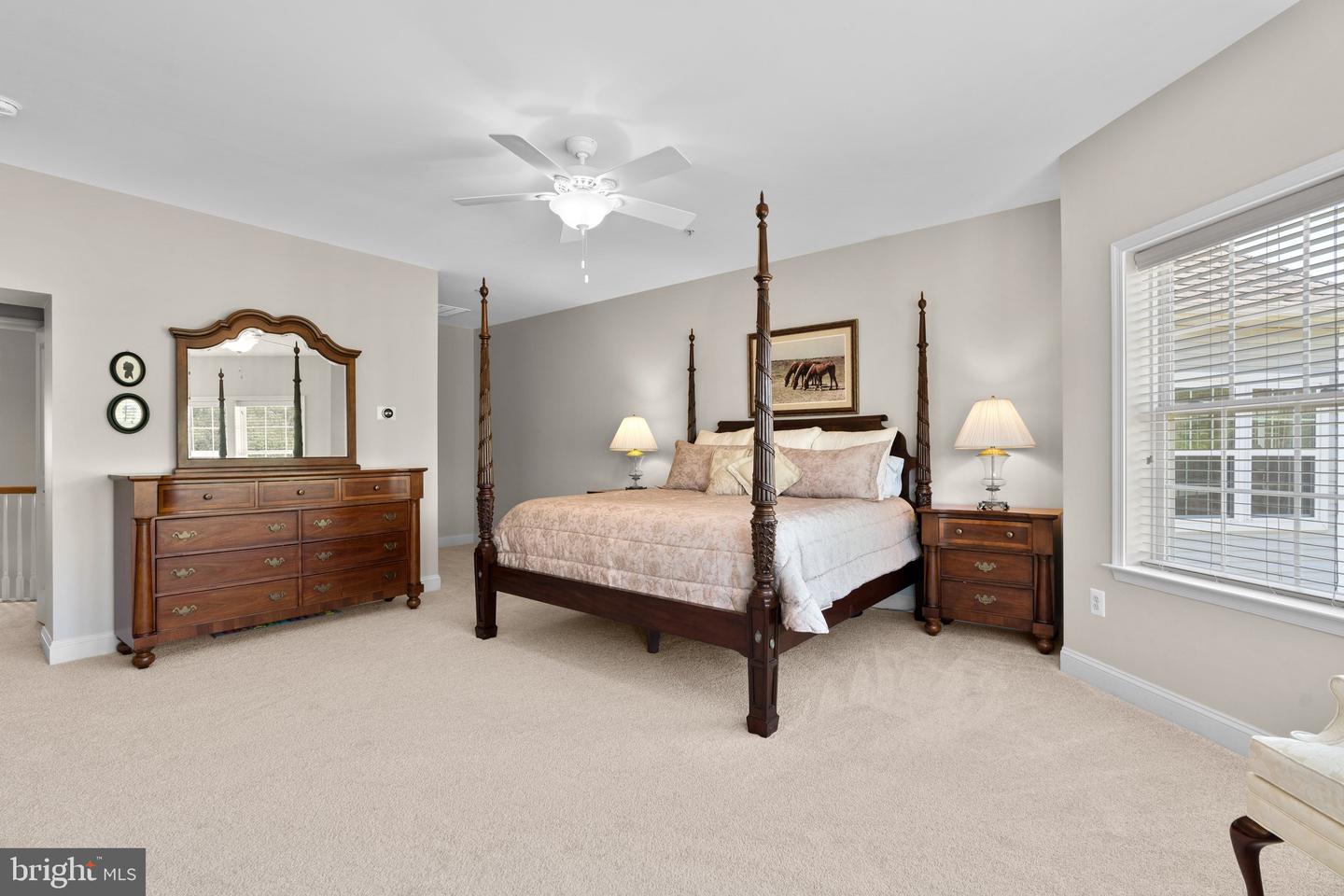 8720 POLISHED PEBBLE WAY