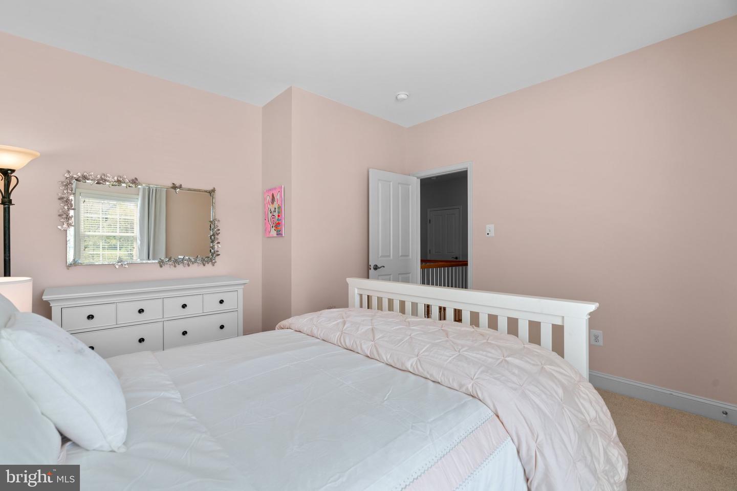 8720 POLISHED PEBBLE WAY