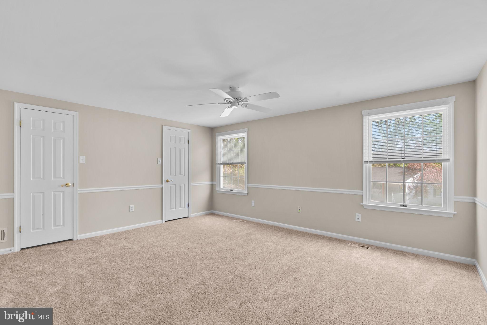 1221 ROUND GATE COURT