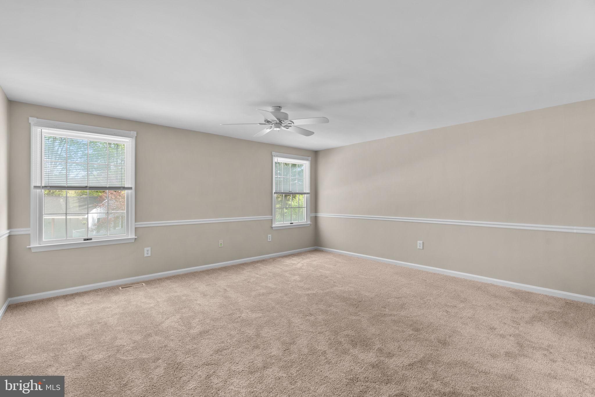 1221 ROUND GATE COURT