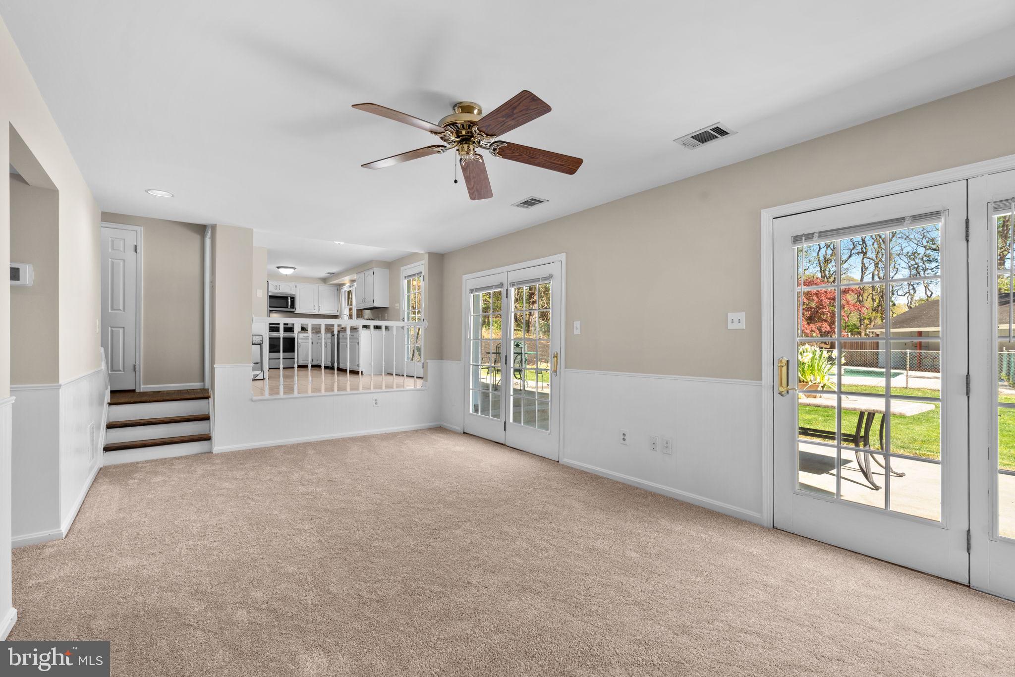 1221 ROUND GATE COURT