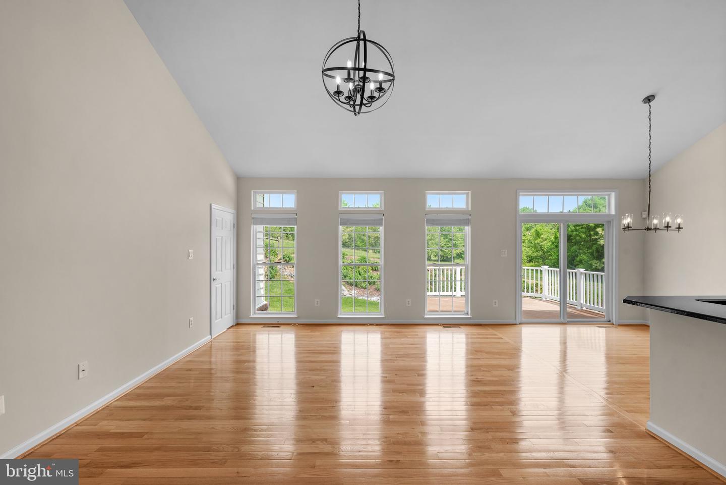 12111 WINDSOR MOSS
