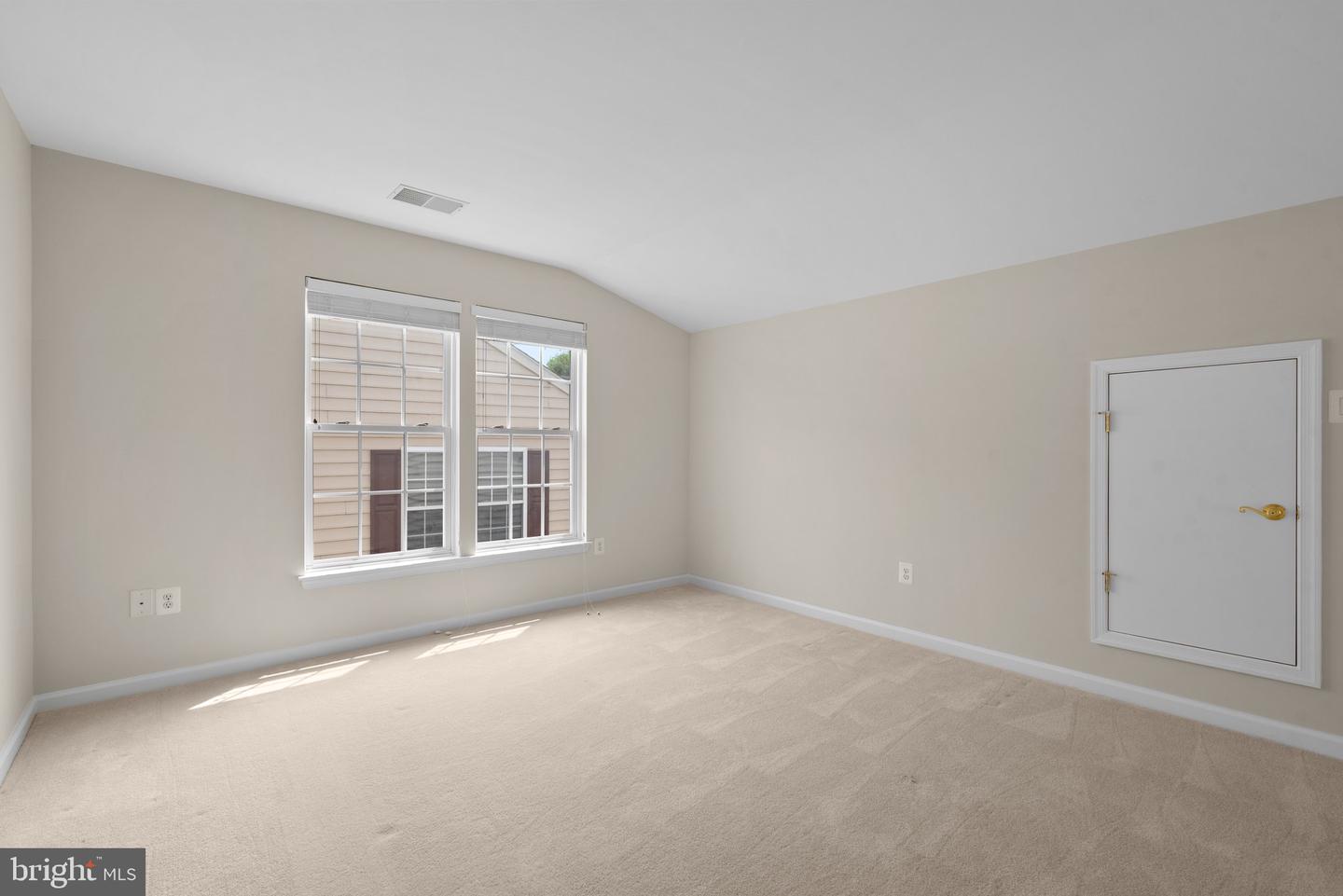 12111 WINDSOR MOSS