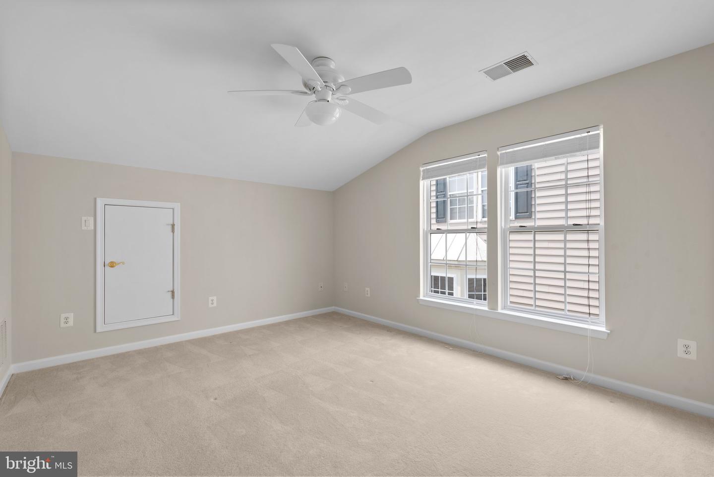 12111 WINDSOR MOSS