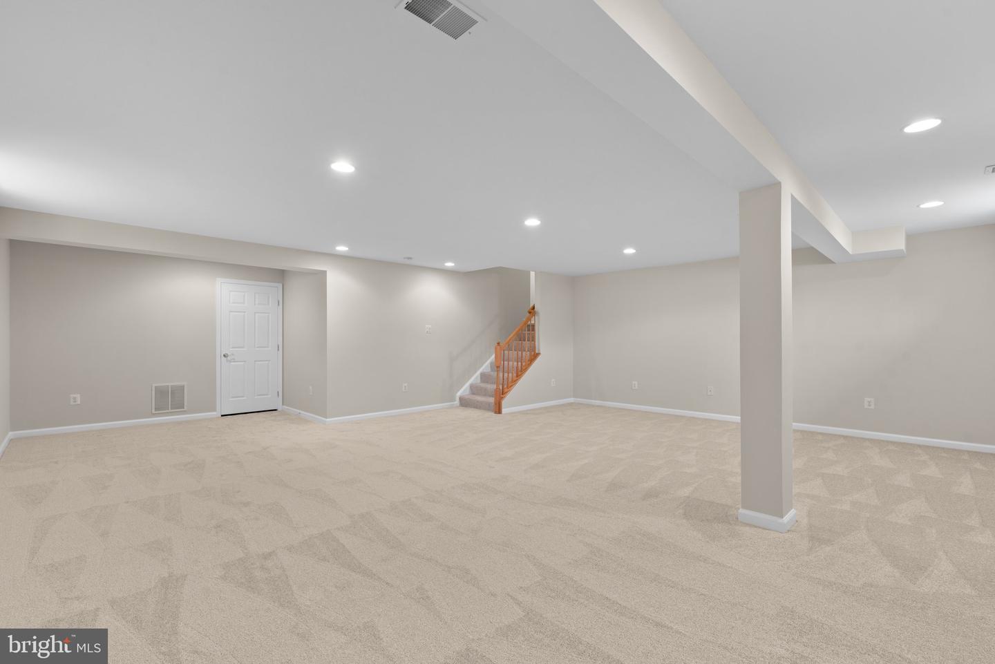 12111 WINDSOR MOSS