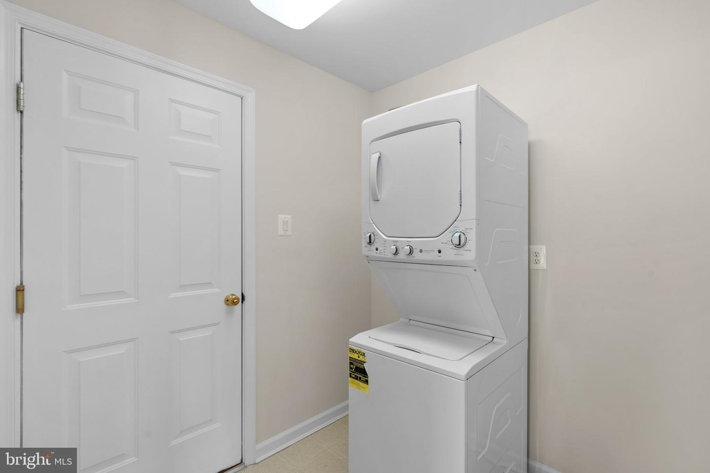 12111 WINDSOR MOSS