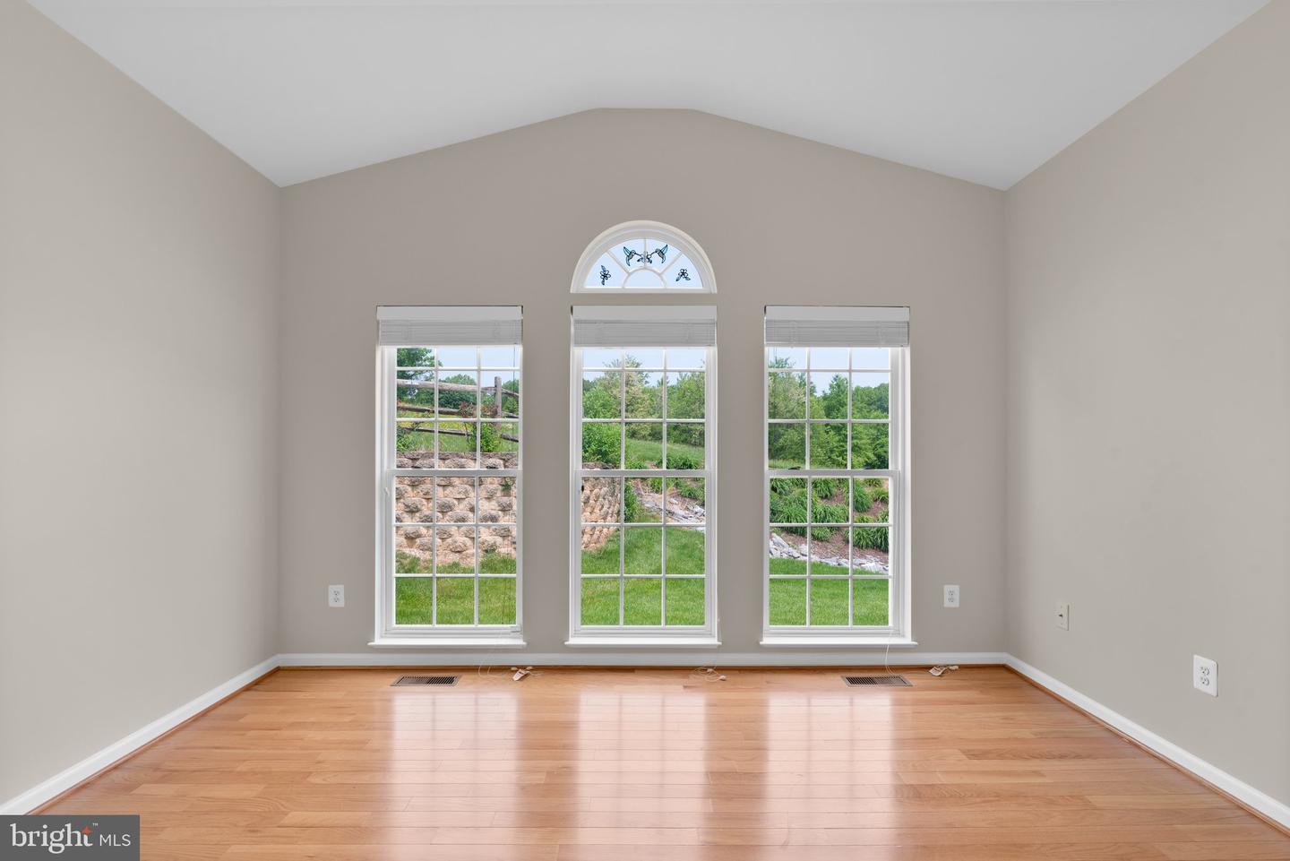12111 WINDSOR MOSS