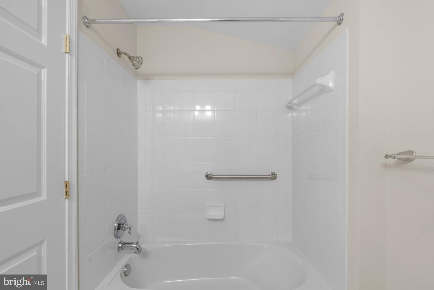 12111 WINDSOR MOSS