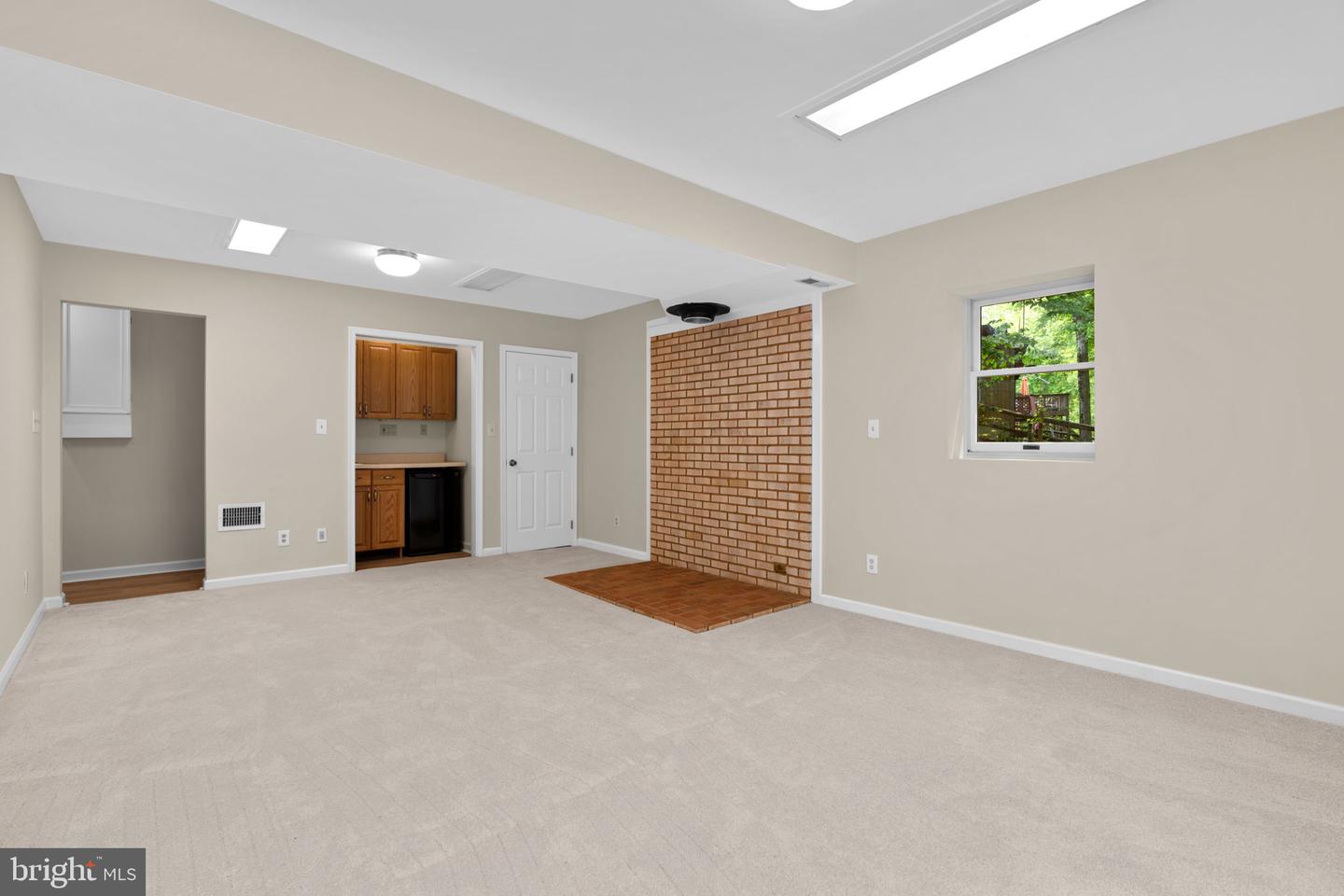 8101 WOODLOO DRIVE