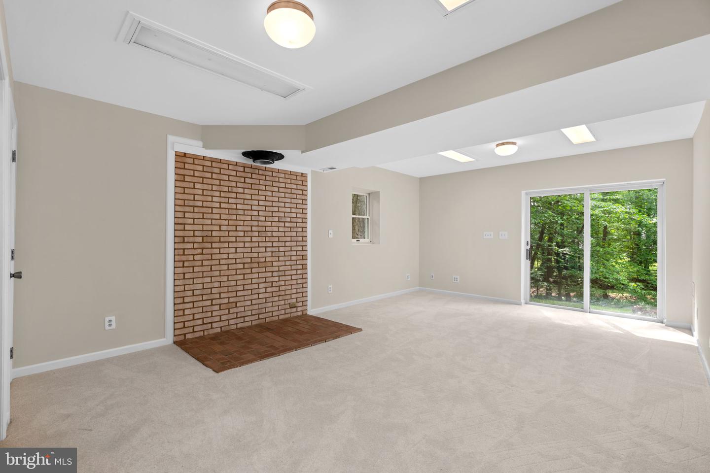 8101 WOODLOO DRIVE