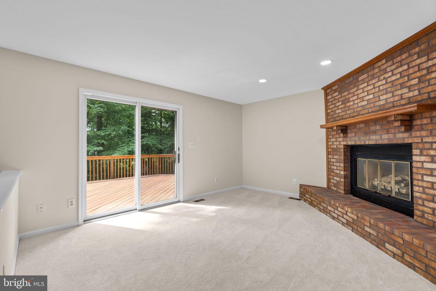 8101 WOODLOO DRIVE