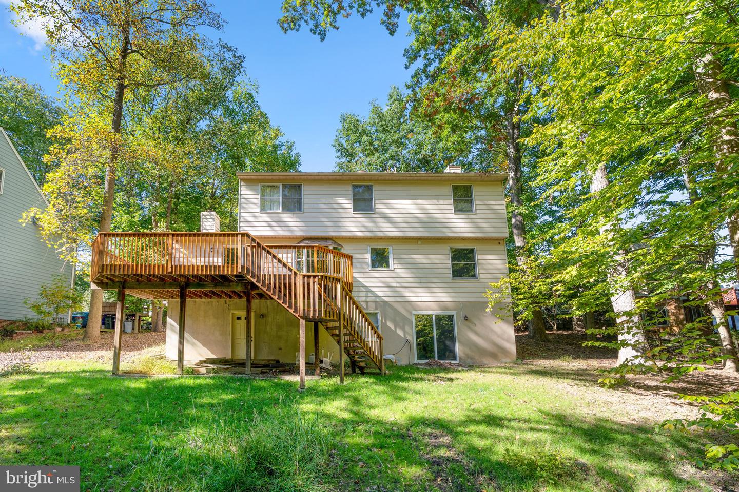 8101 WOODLOO DRIVE