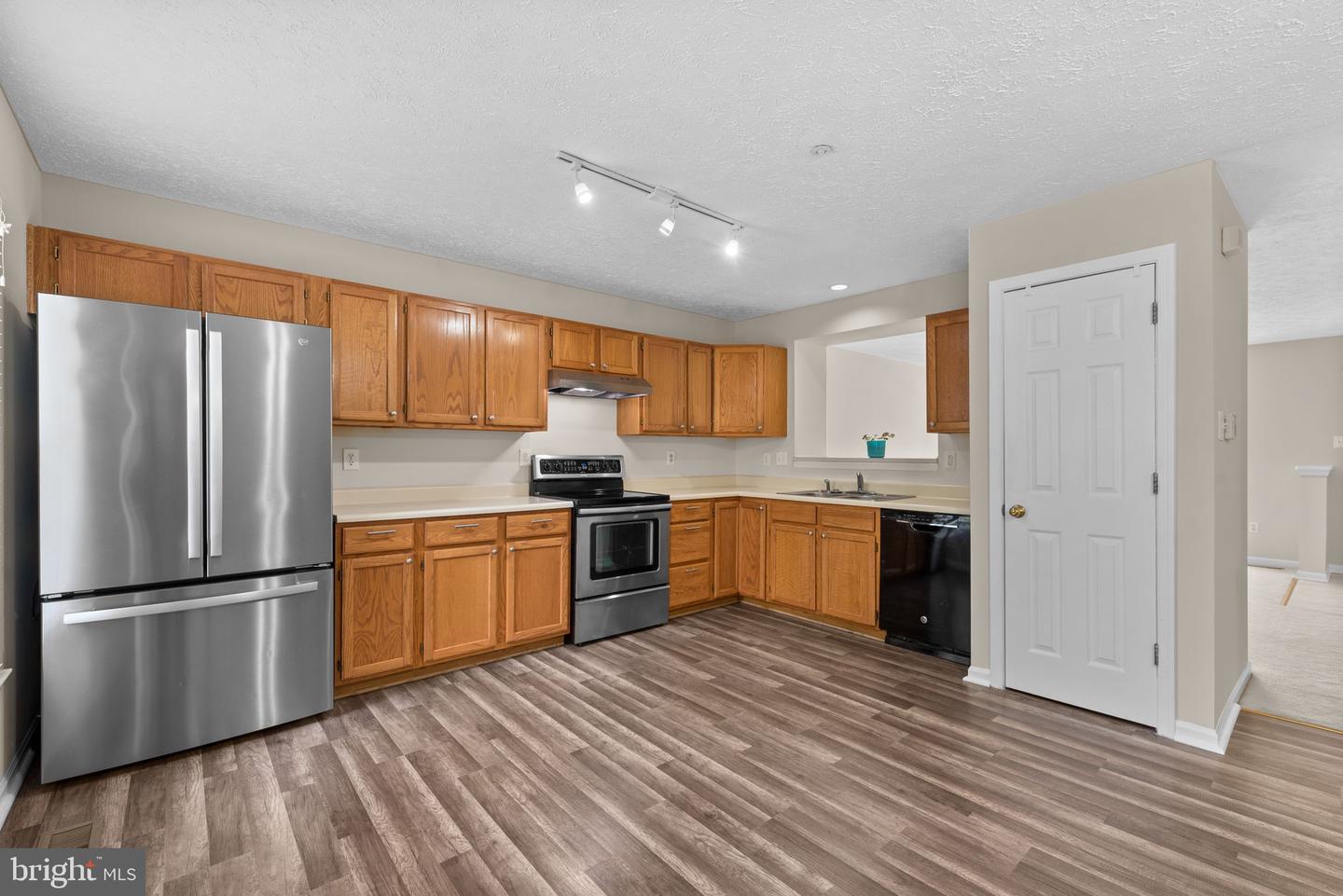 6113 STARBURN PATH