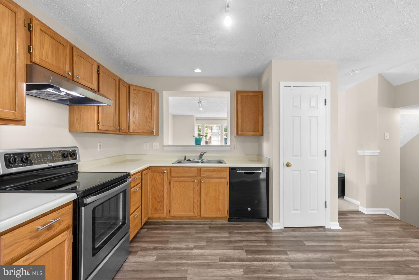 6113 STARBURN PATH