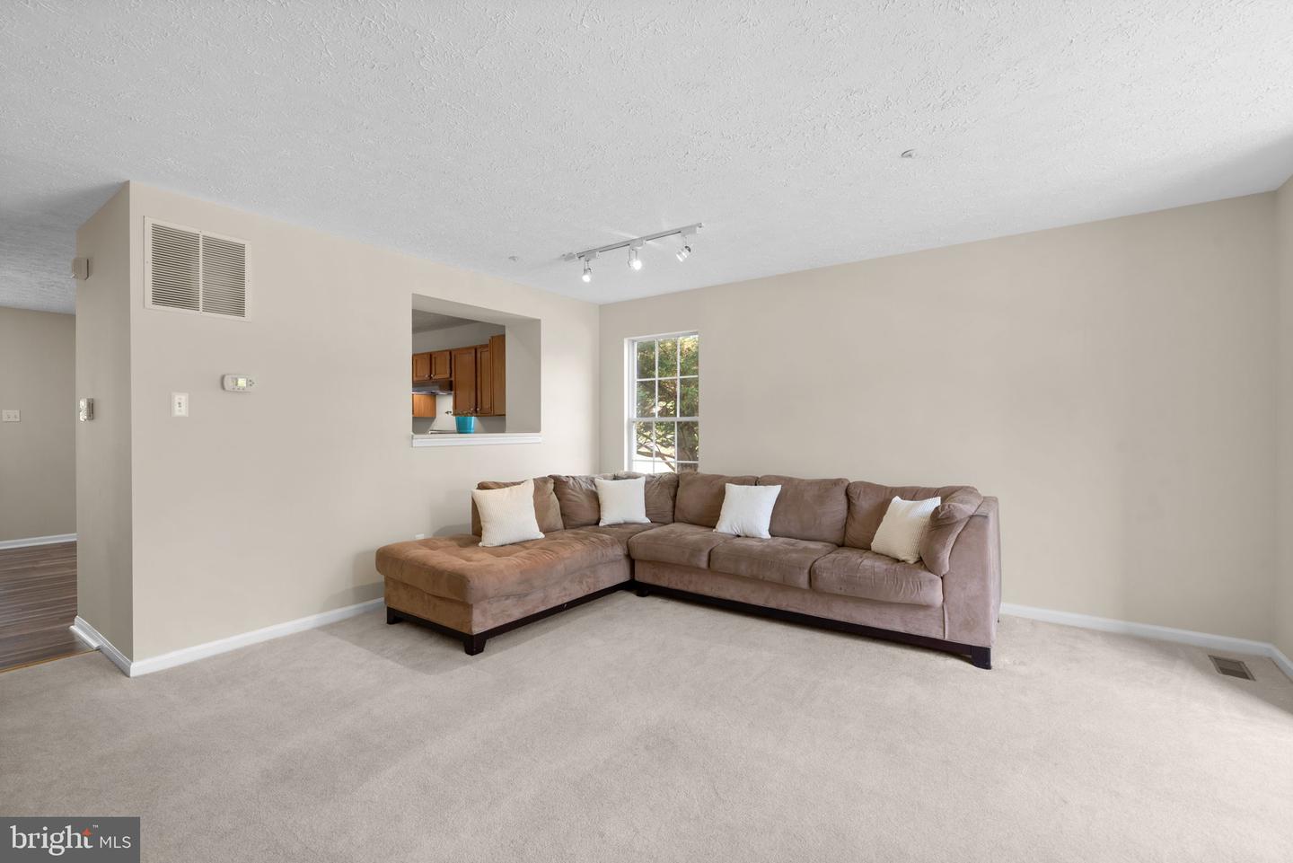 6113 STARBURN PATH