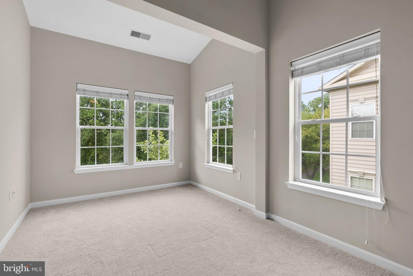 11170 CHAMBERS COURT Unit: Q