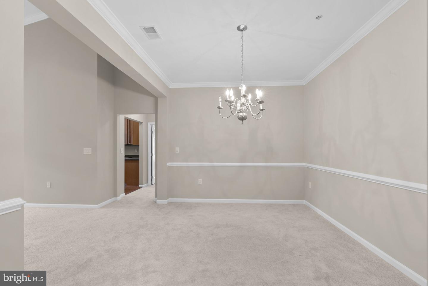 11170 CHAMBERS COURT Unit: Q