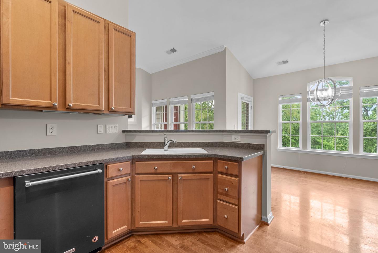 11170 CHAMBERS COURT Unit: Q