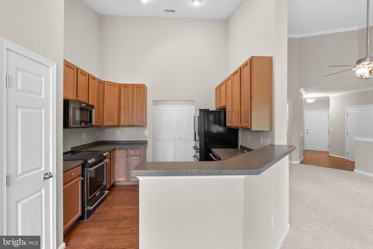 11170 CHAMBERS COURT Unit: Q