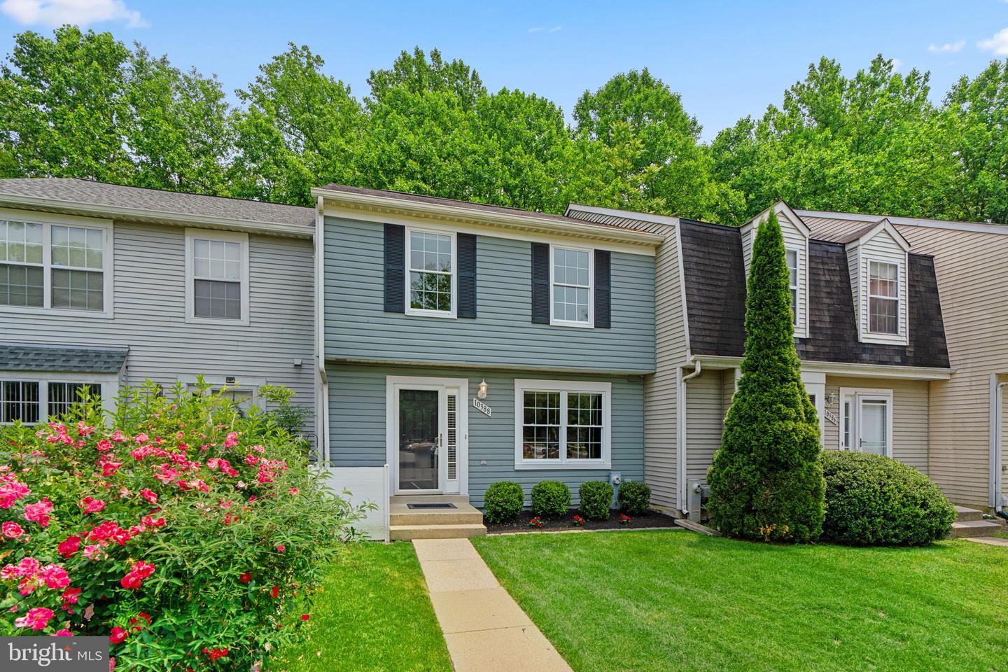 10388 COLLEGE SQUARE