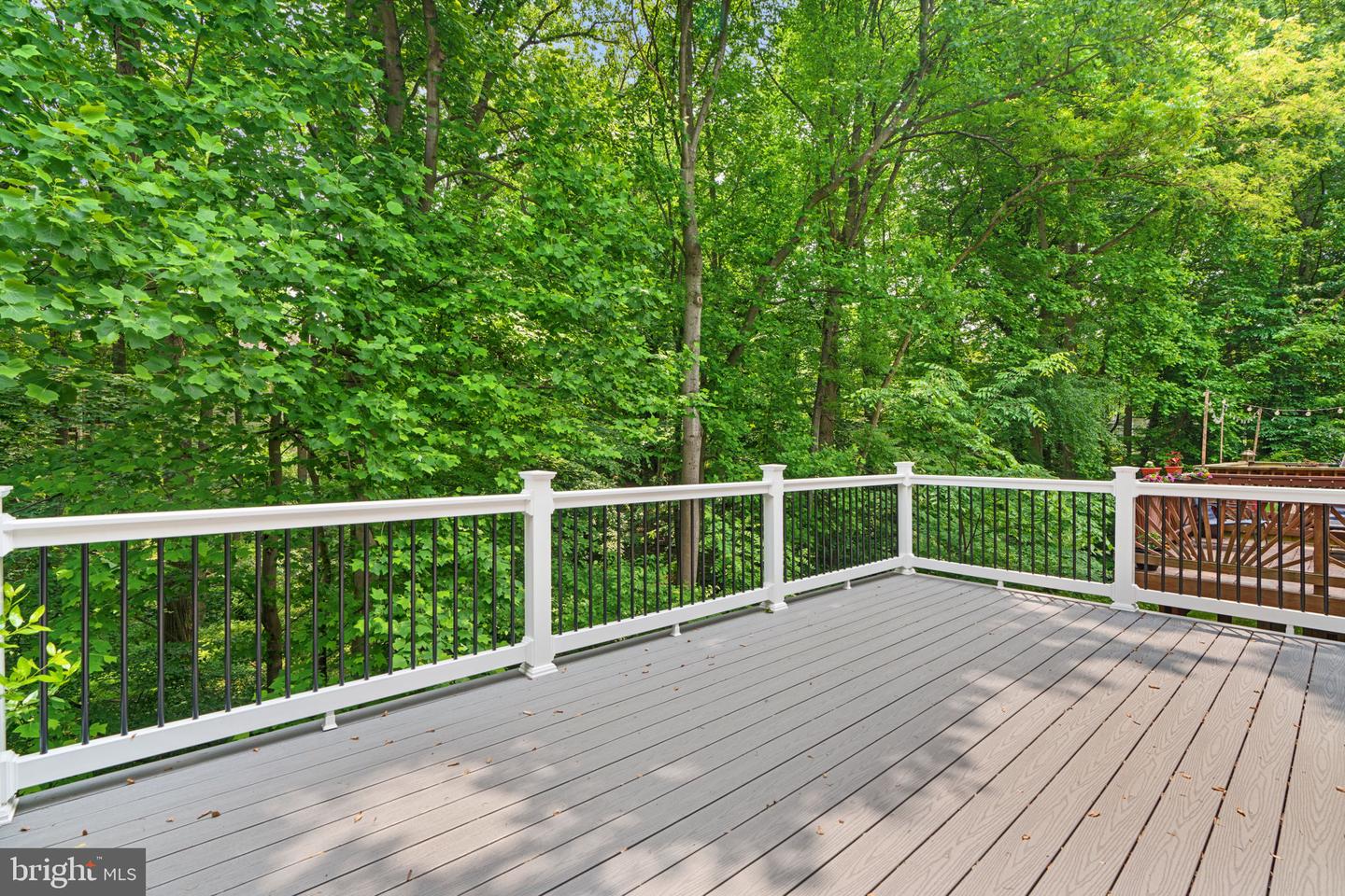 10388 COLLEGE SQUARE