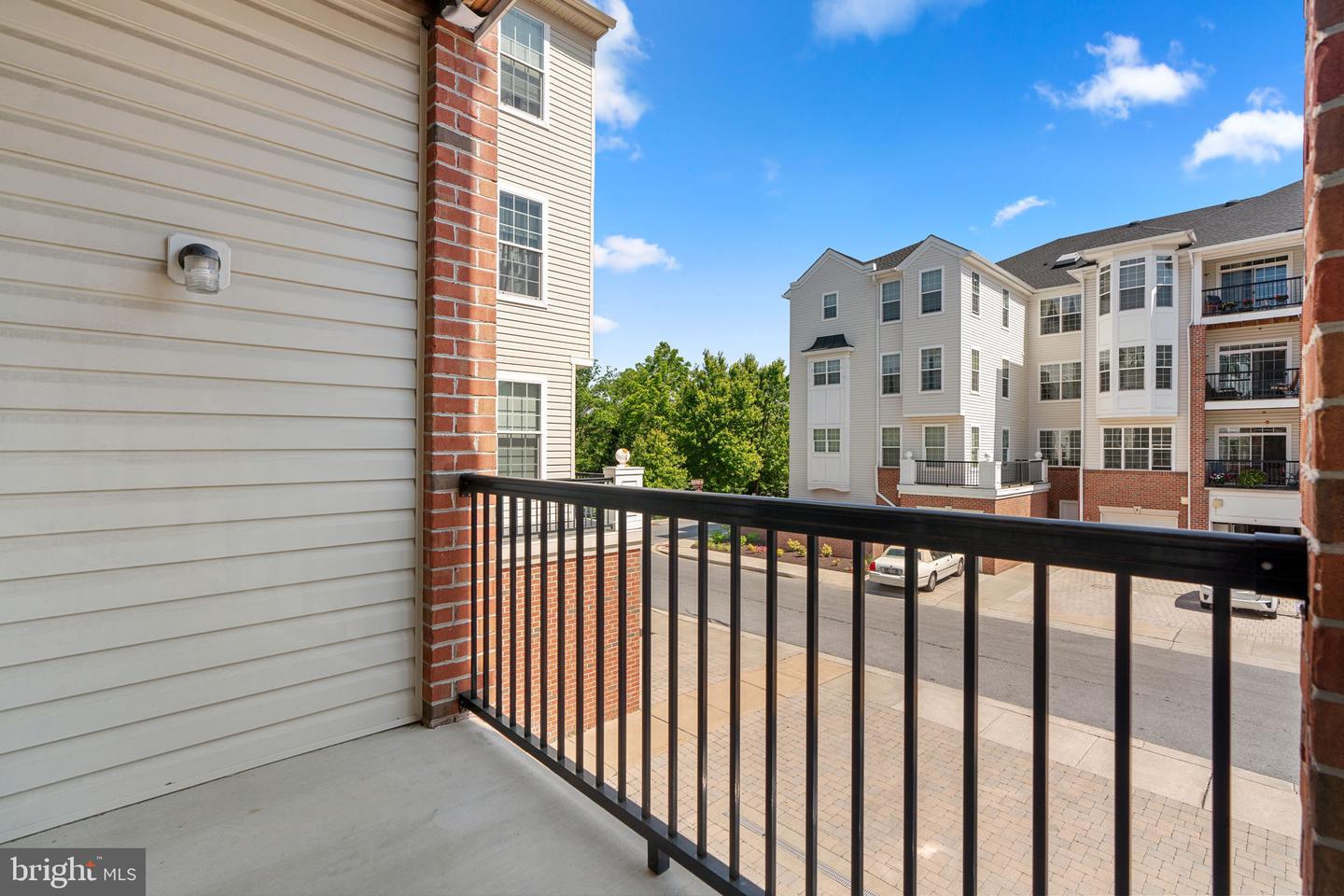 8800 BOSLEY ROAD Unit: 208