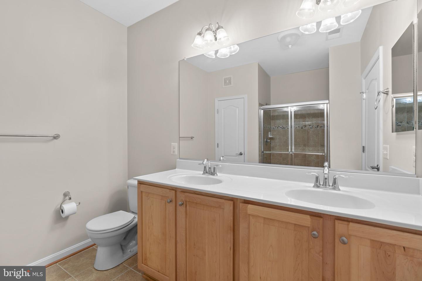 8800 BOSLEY ROAD Unit: 208